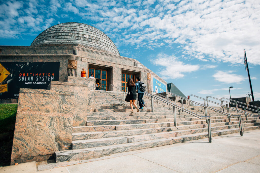 Adler-Planetarium-Exterior